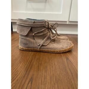 UGG Reid Moccasin Boots - 8 - Women’s Shoes